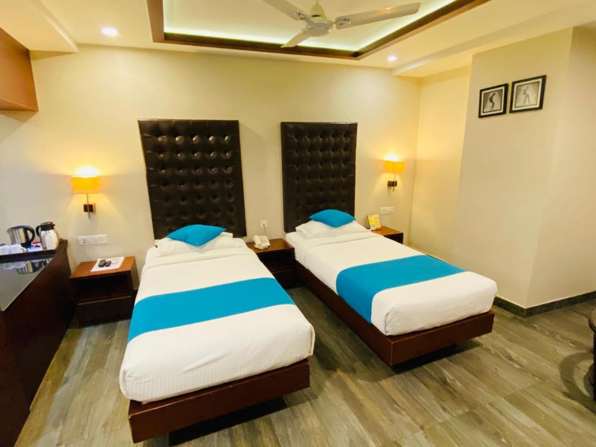Saluja Residency Hotel Siliguri Eksteriør billede
