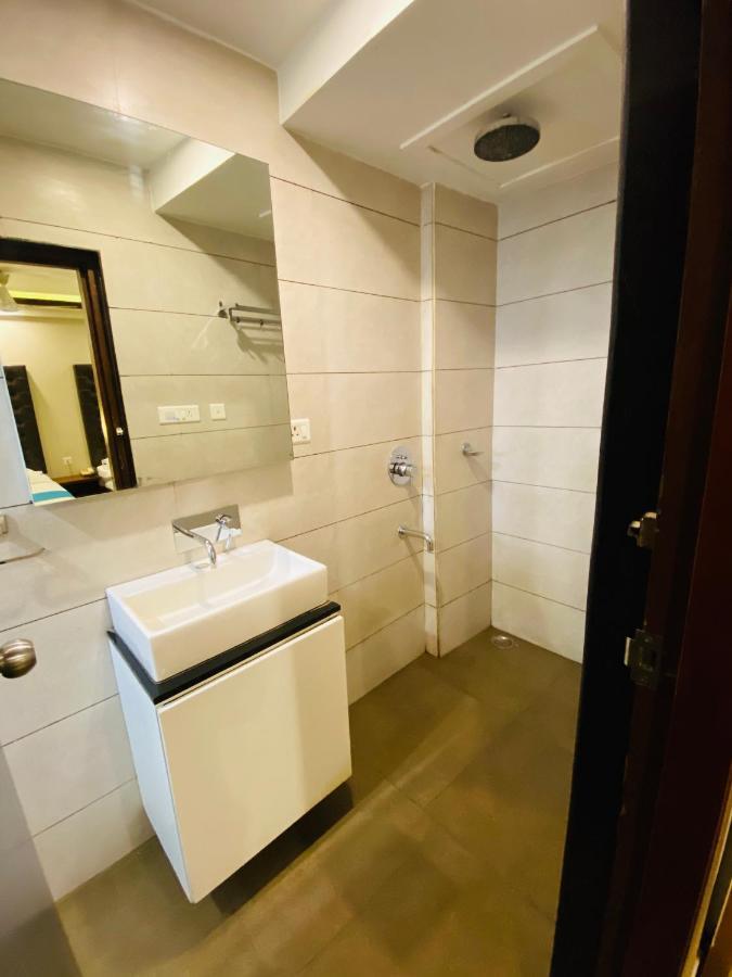 Saluja Residency Hotel Siliguri Eksteriør billede